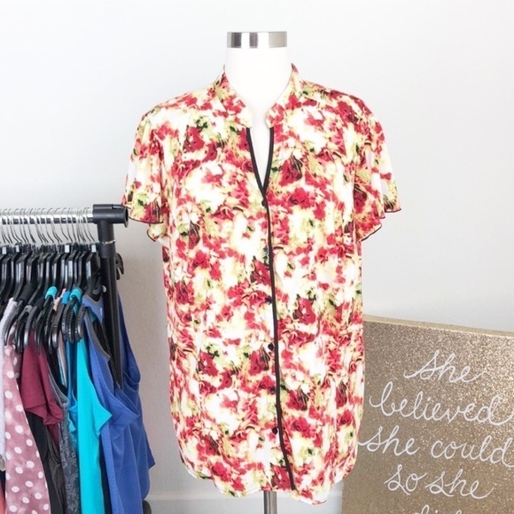 East 5th watercolor buttoned down top - Picture 1 of 7